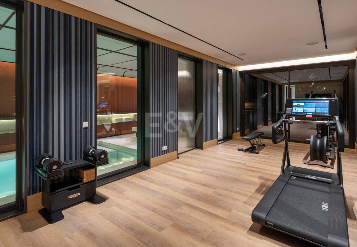 Espectacular villa de lujo a estrenar en Marbella Hill Club