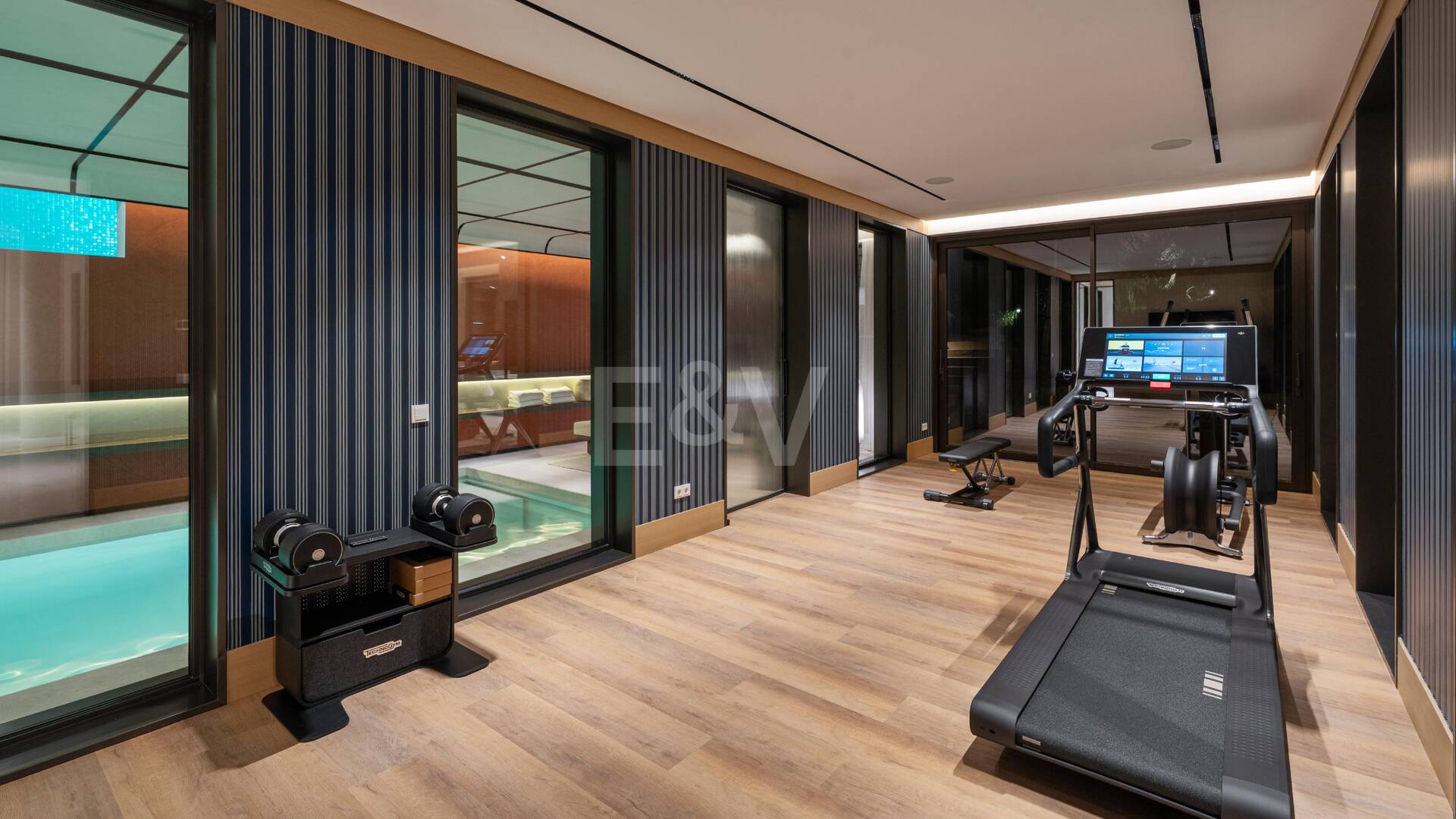 Espectacular villa de lujo a estrenar en Marbella Hill Club