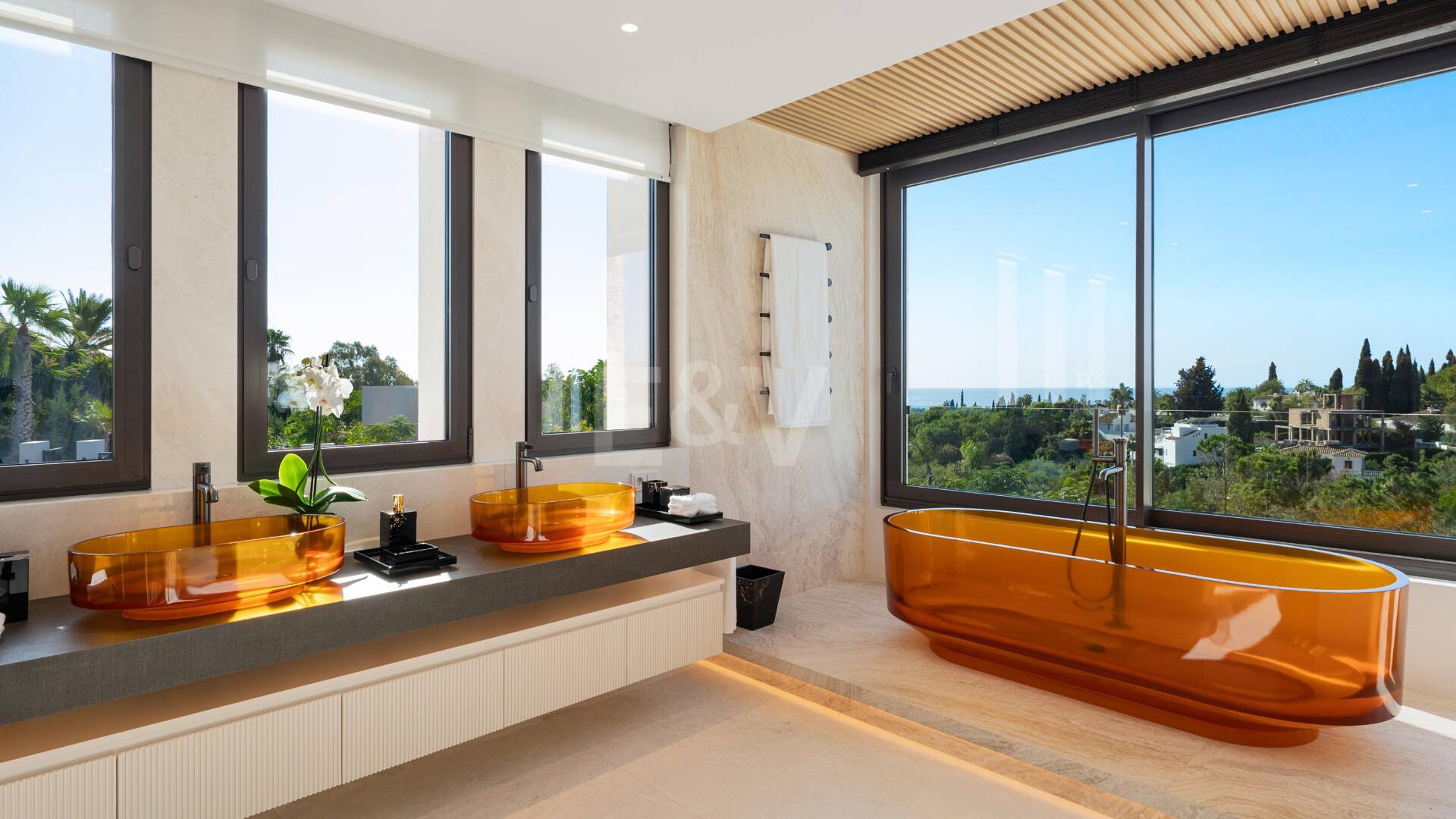 Espectacular villa de lujo a estrenar en Marbella Hill Club