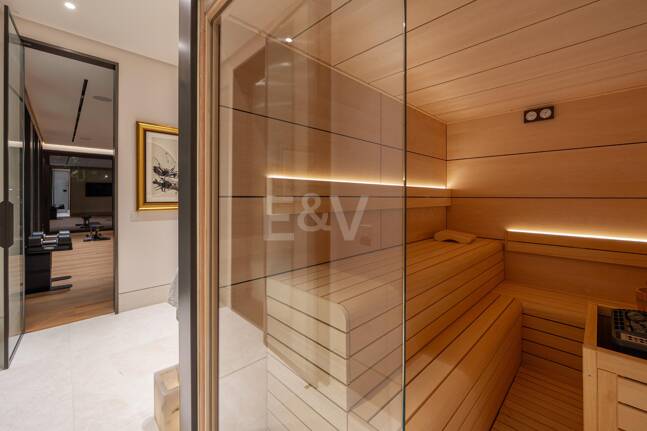 Espectacular villa de lujo a estrenar en Marbella Hill Club