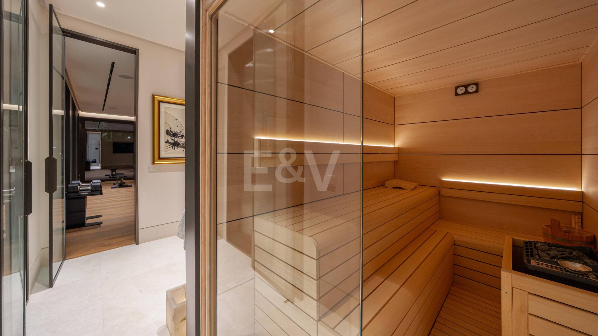 Espectacular villa de lujo a estrenar en Marbella Hill Club