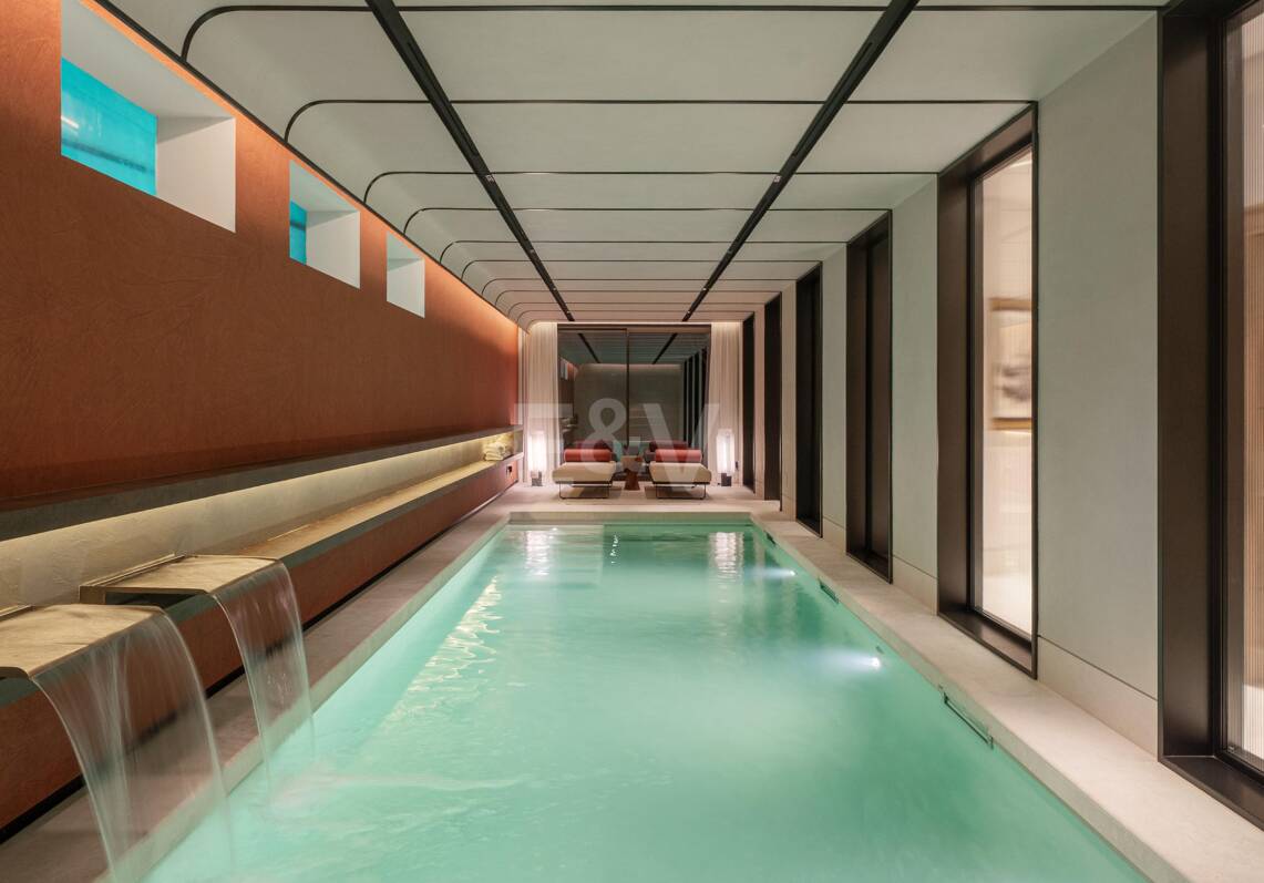 Spektakuläre brandneue Luxusvilla im Marbella Hill Club