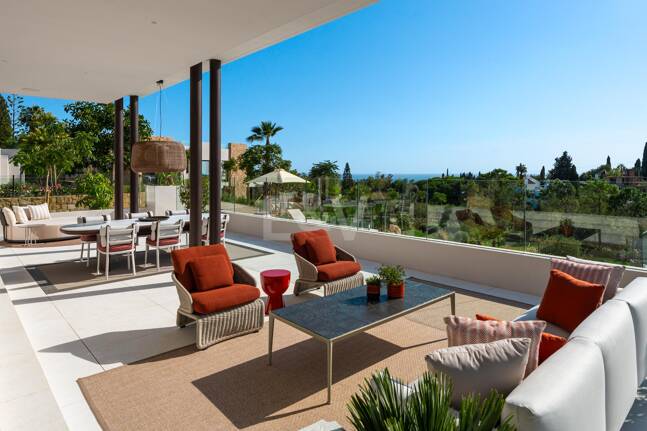 Espectacular villa de lujo a estrenar en Marbella Hill Club