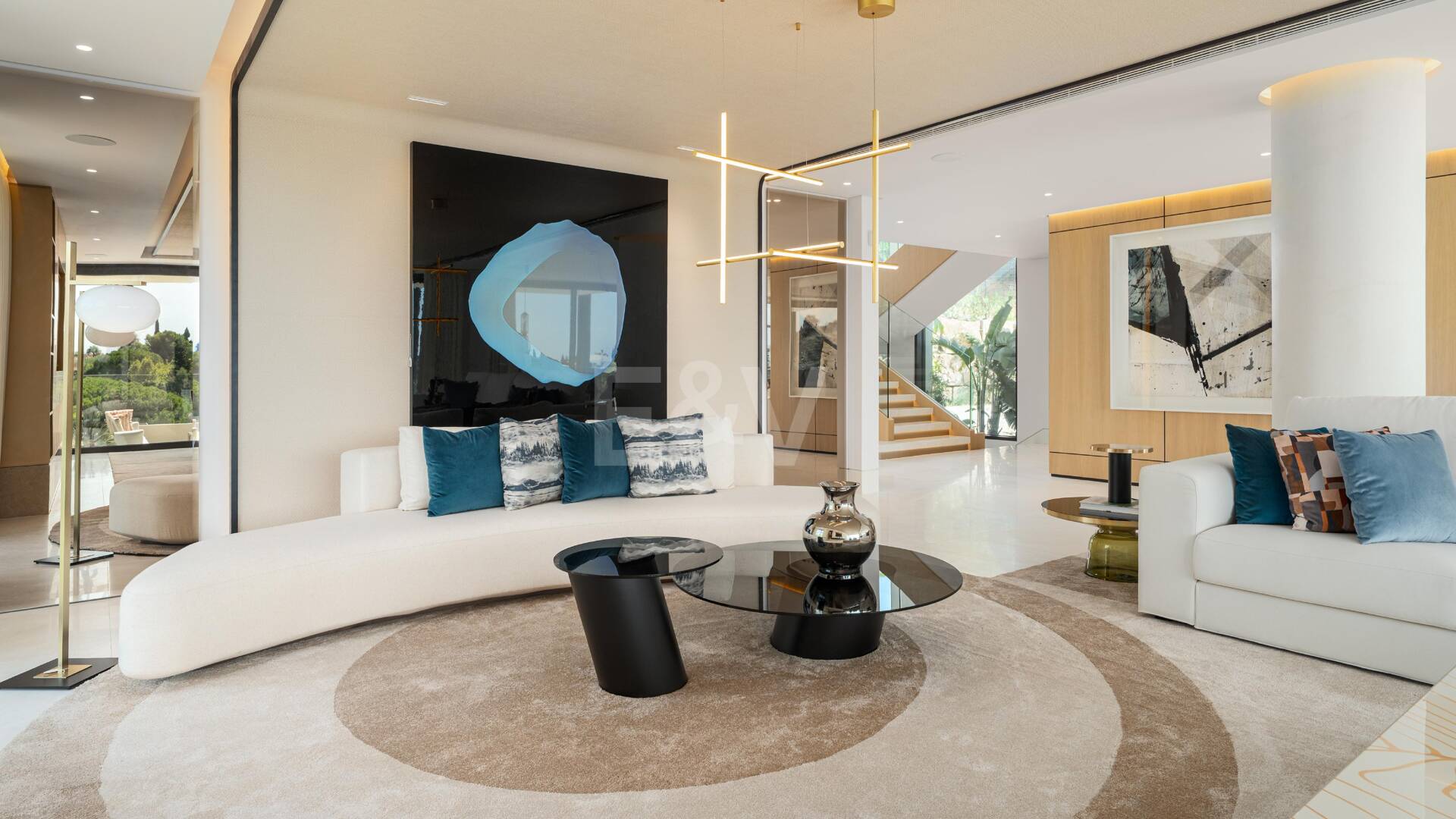 Espectacular villa de lujo a estrenar en Marbella Hill Club