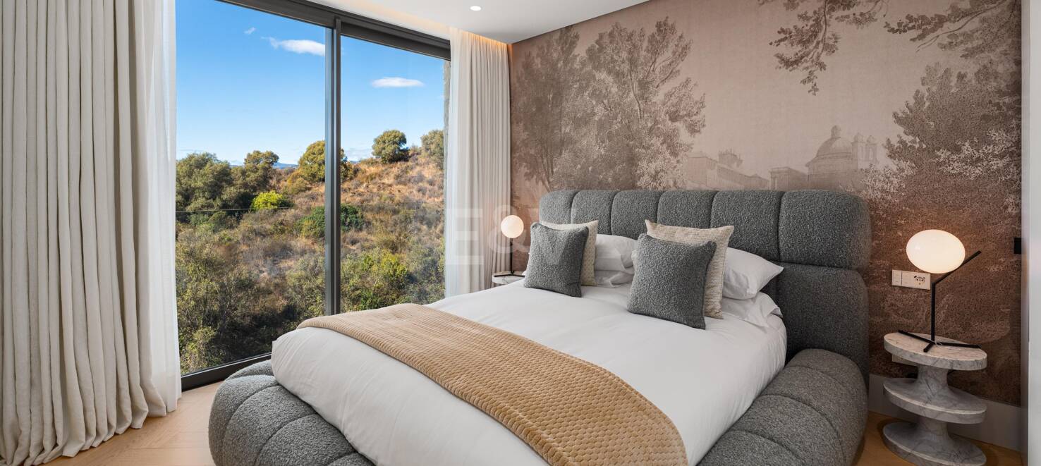 Stunning Brand New Luxury Villa in Marbella Hill Club