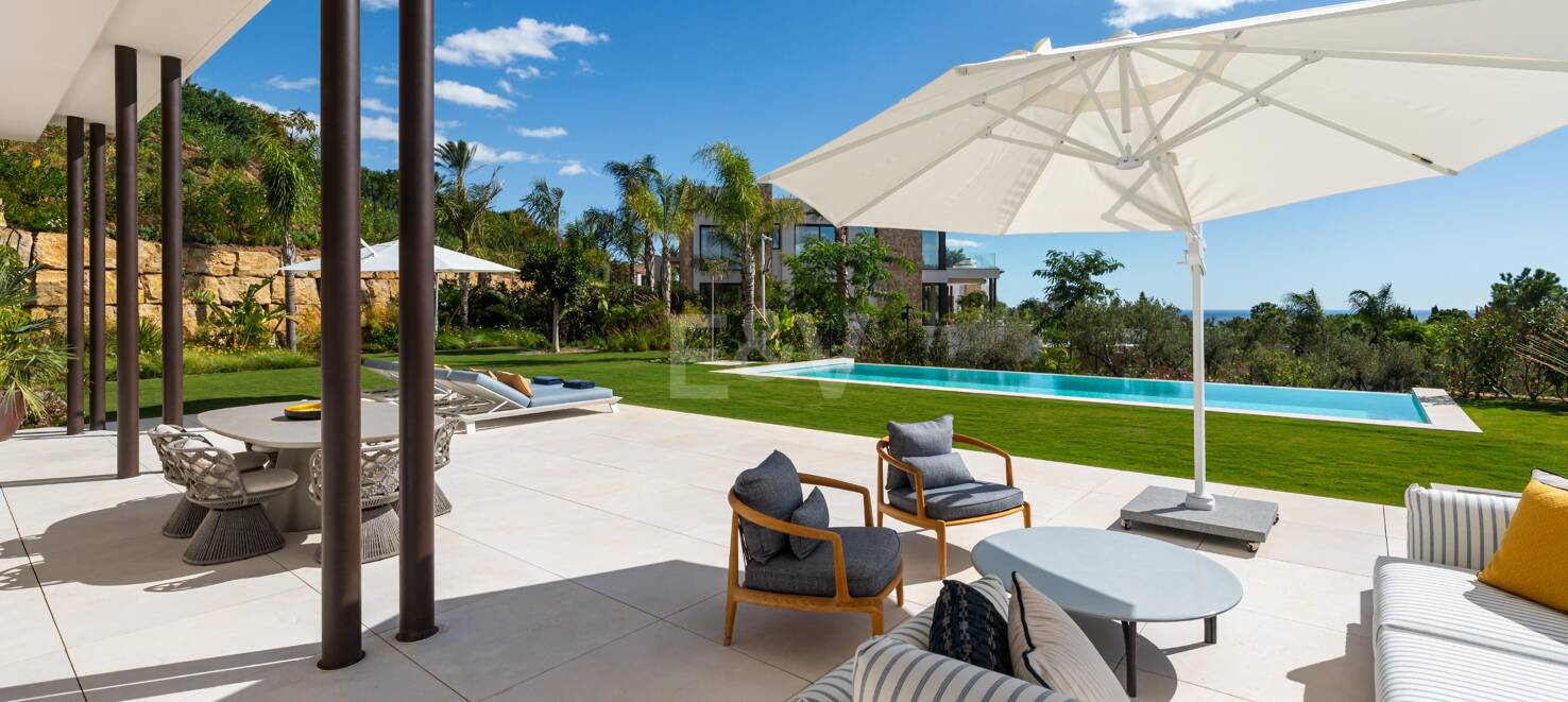 Stunning Brand New Luxury Villa in Marbella Hill Club