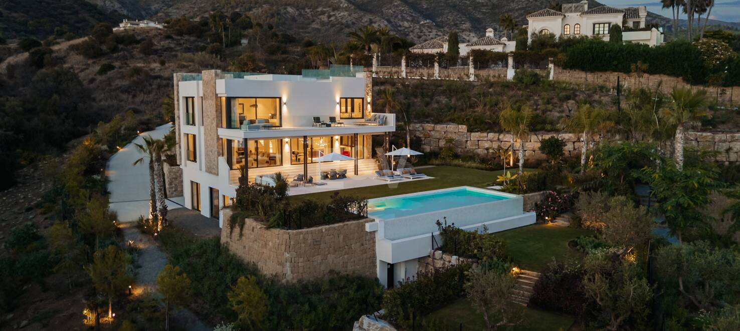 Stunning Brand New Luxury Villa in Marbella Hill Club