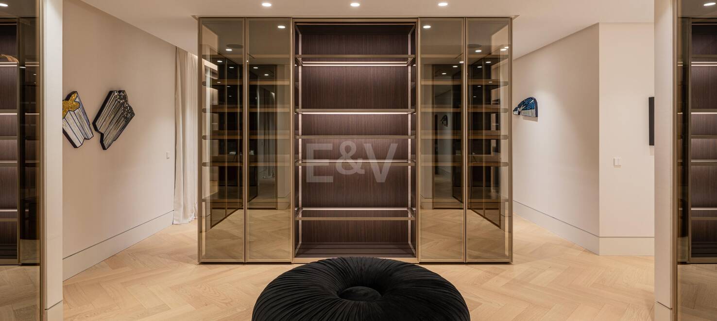 Stunning Brand New Luxury Villa in Marbella Hill Club