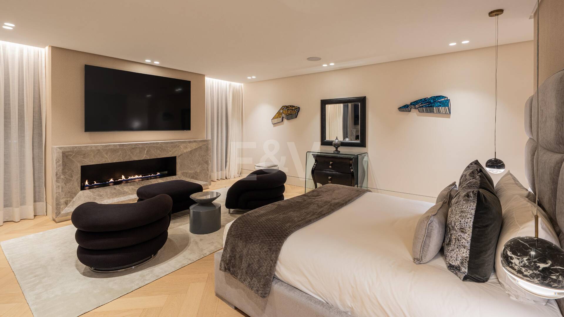 Atemberaubende brandneue Luxusvilla im Marbella Hill Club