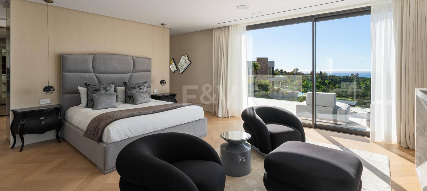 Stunning Brand New Luxury Villa in Marbella Hill Club