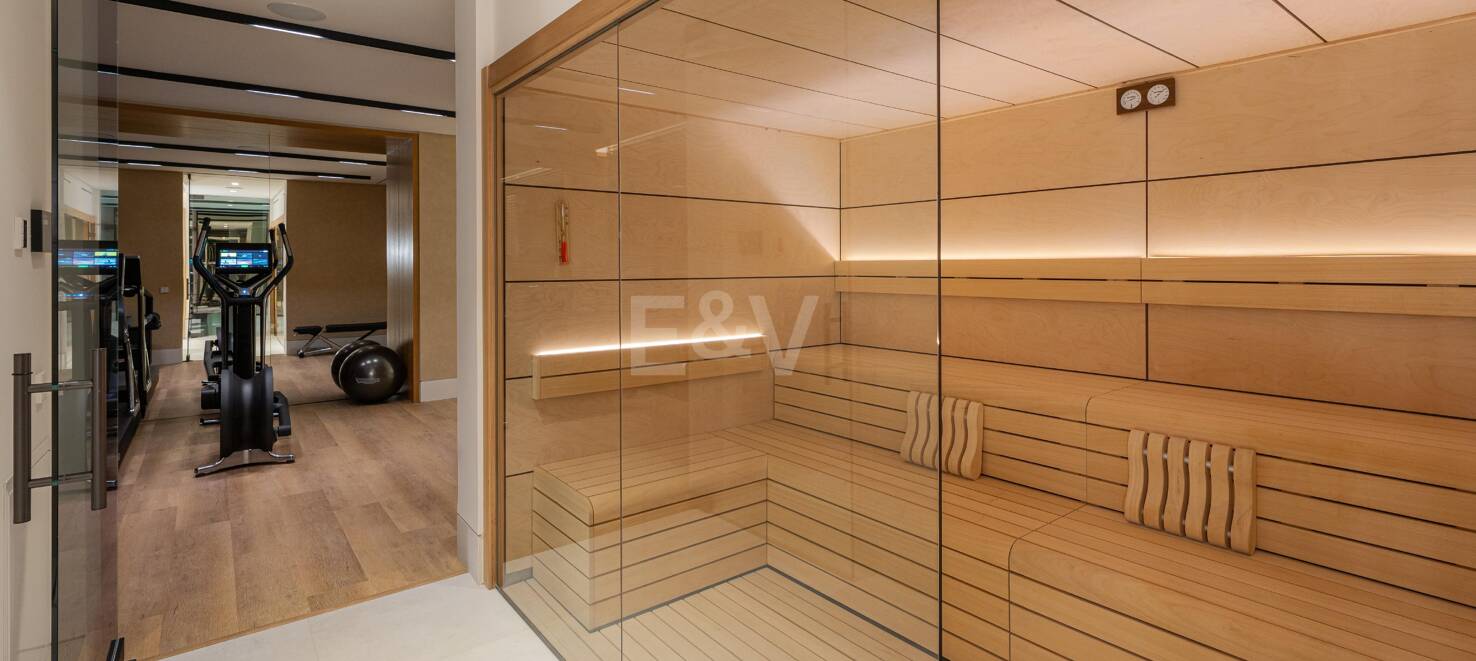 Stunning Brand New Luxury Villa in Marbella Hill Club