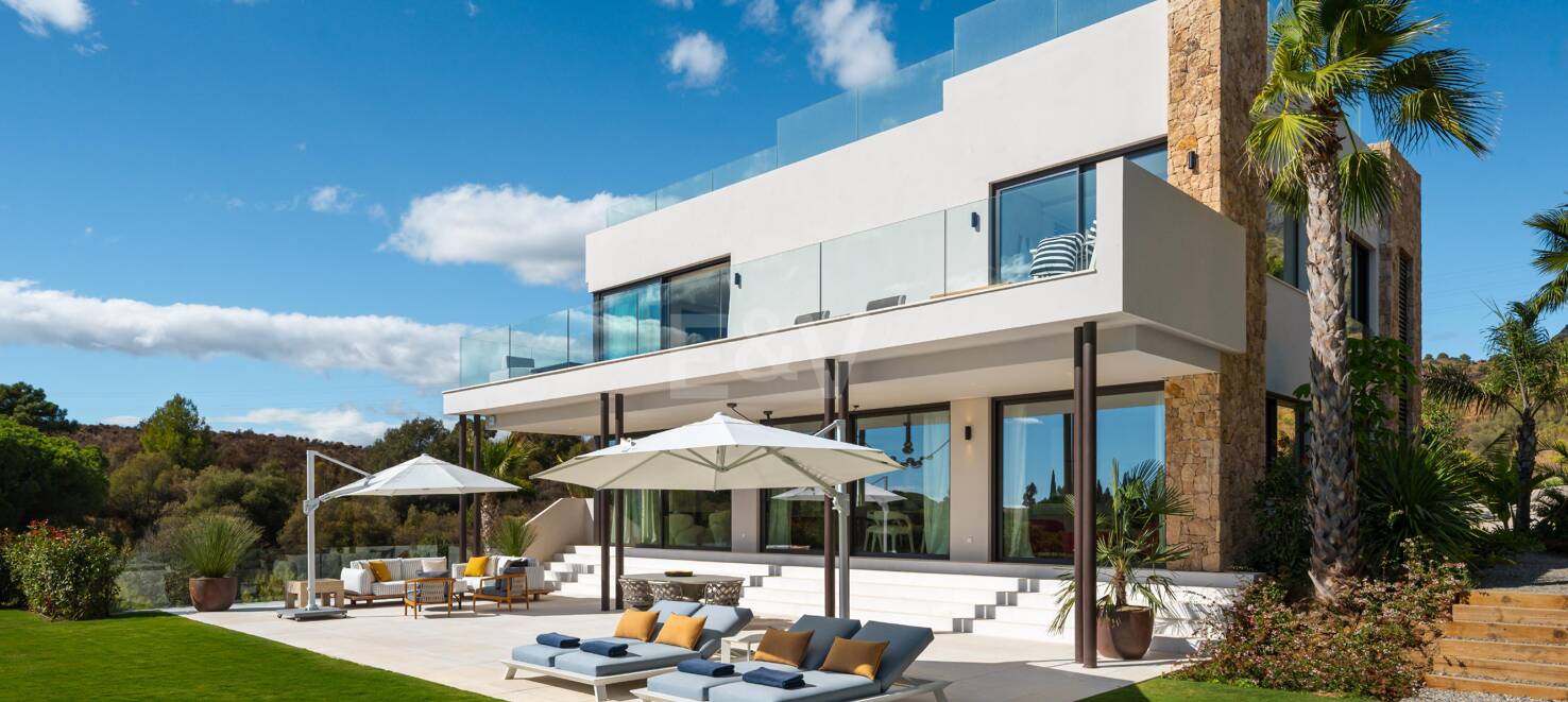 Stunning Brand New Luxury Villa in Marbella Hill Club