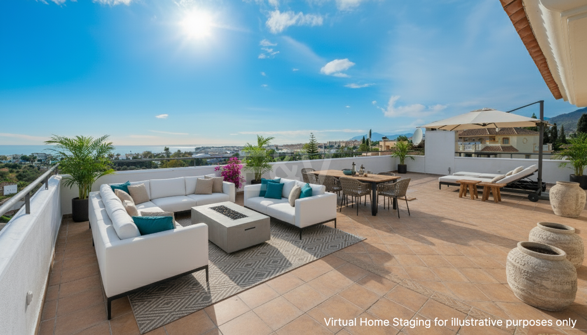 Bright Villa with Panoramic Sea Views and Rooftop Solarium