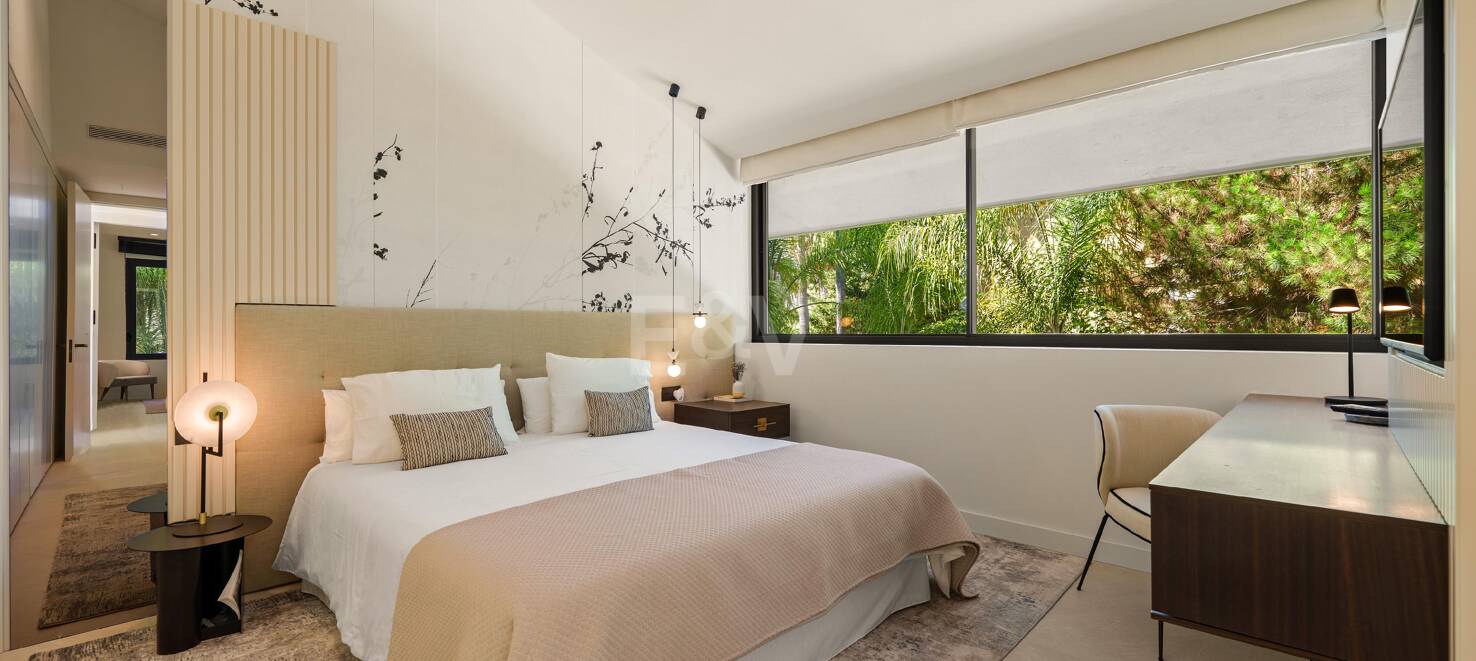 Vivienda Contemporánea Refinada: Diseño, Comodidad y Privacidad Combinados