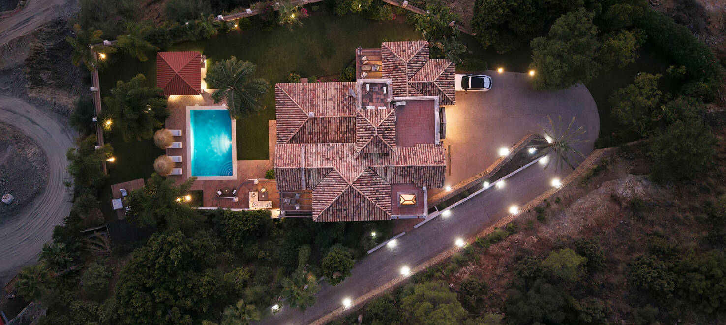 Eleganter andalusischer Rückzugsort mit zeitlosem Charme in El Madroñal