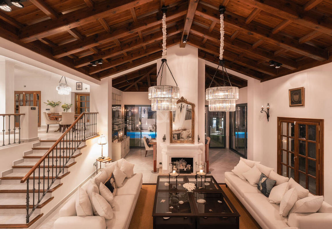 Eleganter andalusischer Rückzugsort mit zeitlosem Charme in El Madroñal