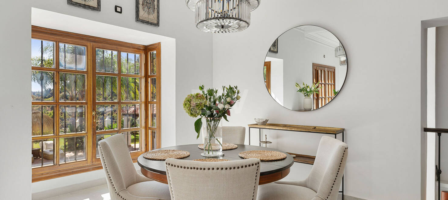 Eleganter andalusischer Rückzugsort mit zeitlosem Charme in El Madroñal