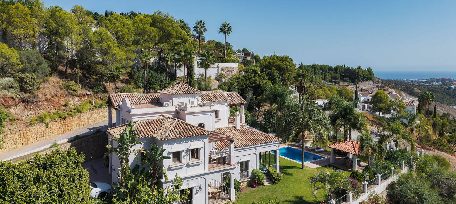 Eleganter andalusischer Rückzugsort mit zeitlosem Charme in El Madroñal