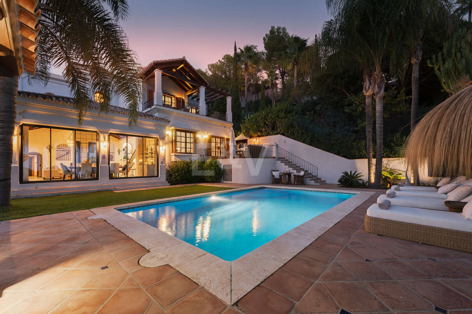 Elegancki rekolekcja Andaluzji z ponadczasowym Charm w El Madroñal