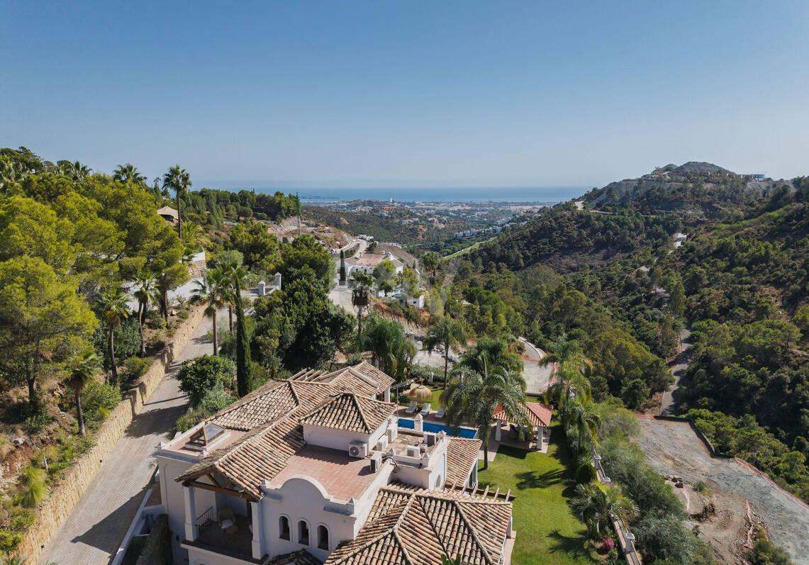 Elégante retraite andalouse avec charme intemporel à El Madroñal
