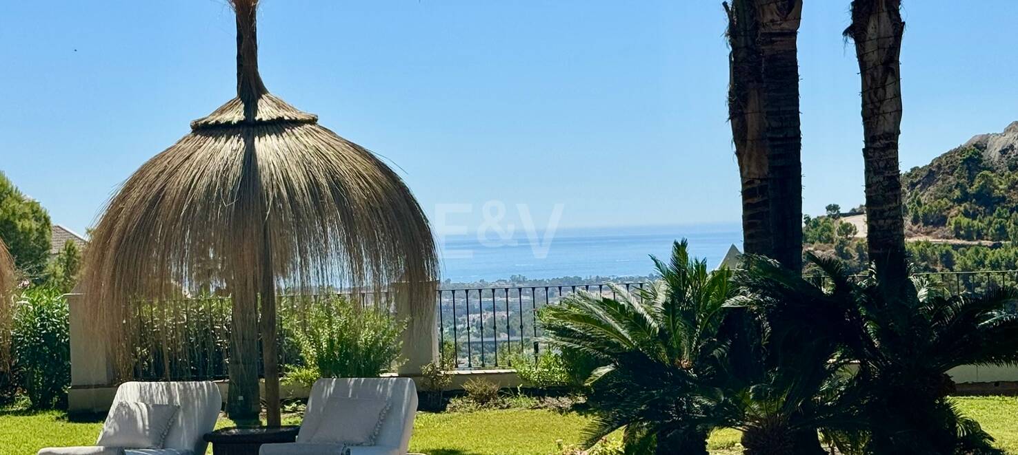 Eleganter andalusischer Rückzugsort mit zeitlosem Charme in El Madroñal