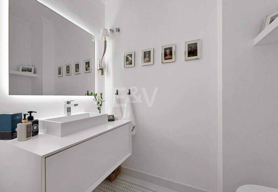 Eleganter andalusischer Rückzugsort mit zeitlosem Charme in El Madroñal