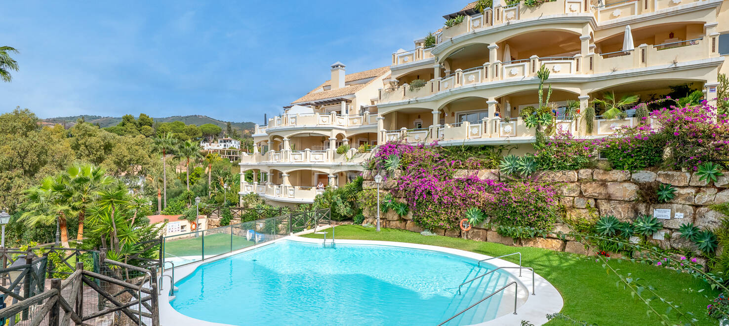 Bright Apartment in a Gated Community