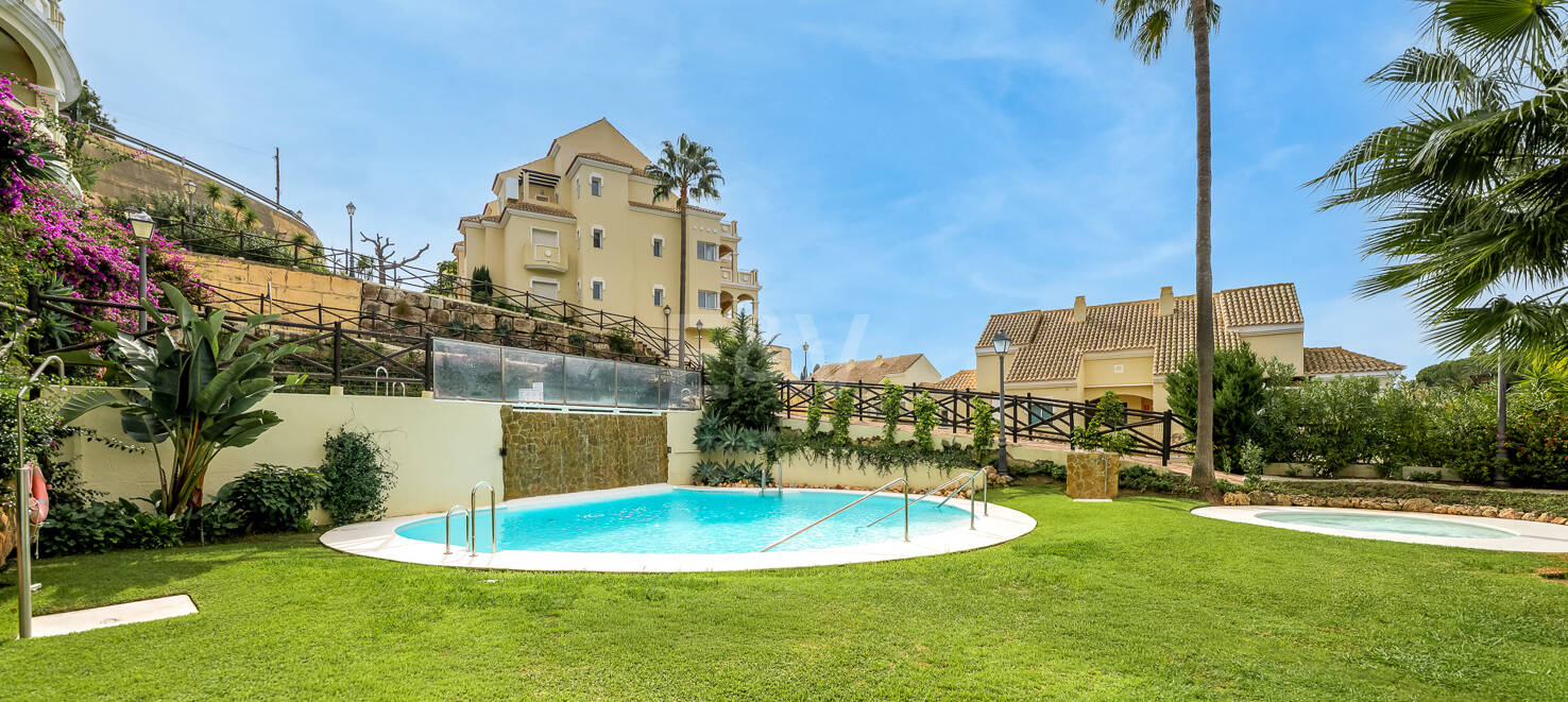 Bright Apartment in a Gated Community