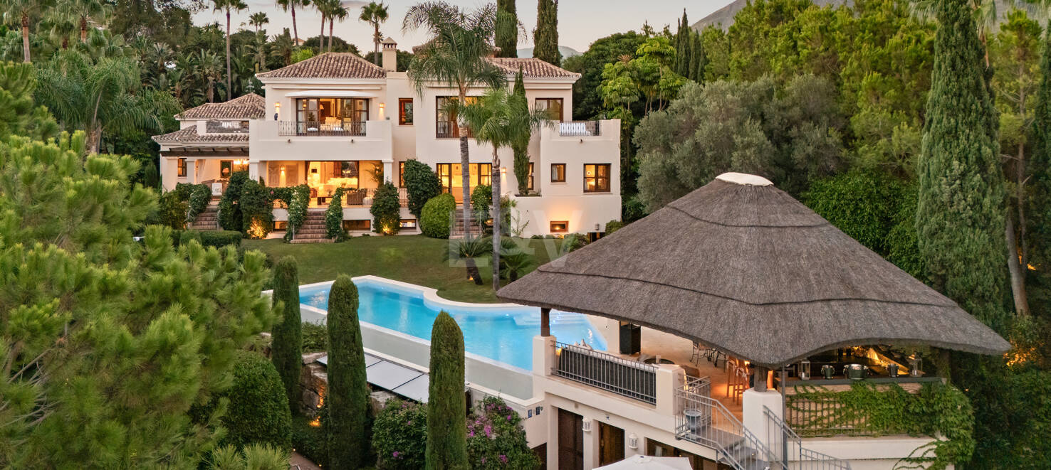 Andalusische Architektur trifft auf modernen Wohnkomfort in den Lomas del Marbella Club
