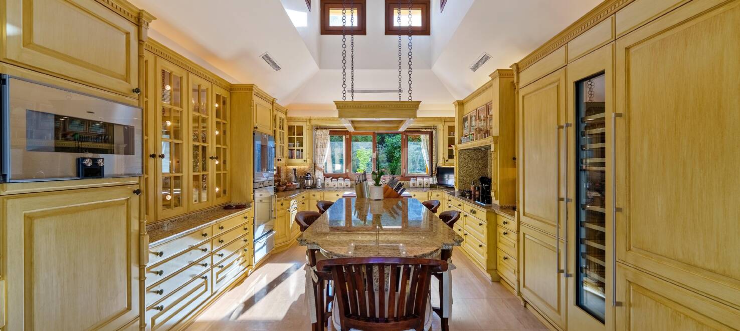 Andalusische Architektur trifft auf modernen Wohnkomfort in den Lomas del Marbella Club