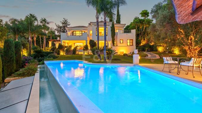 Andalusian Architecture Meets Contemporary Comfort in Lomas del Marbella Club
