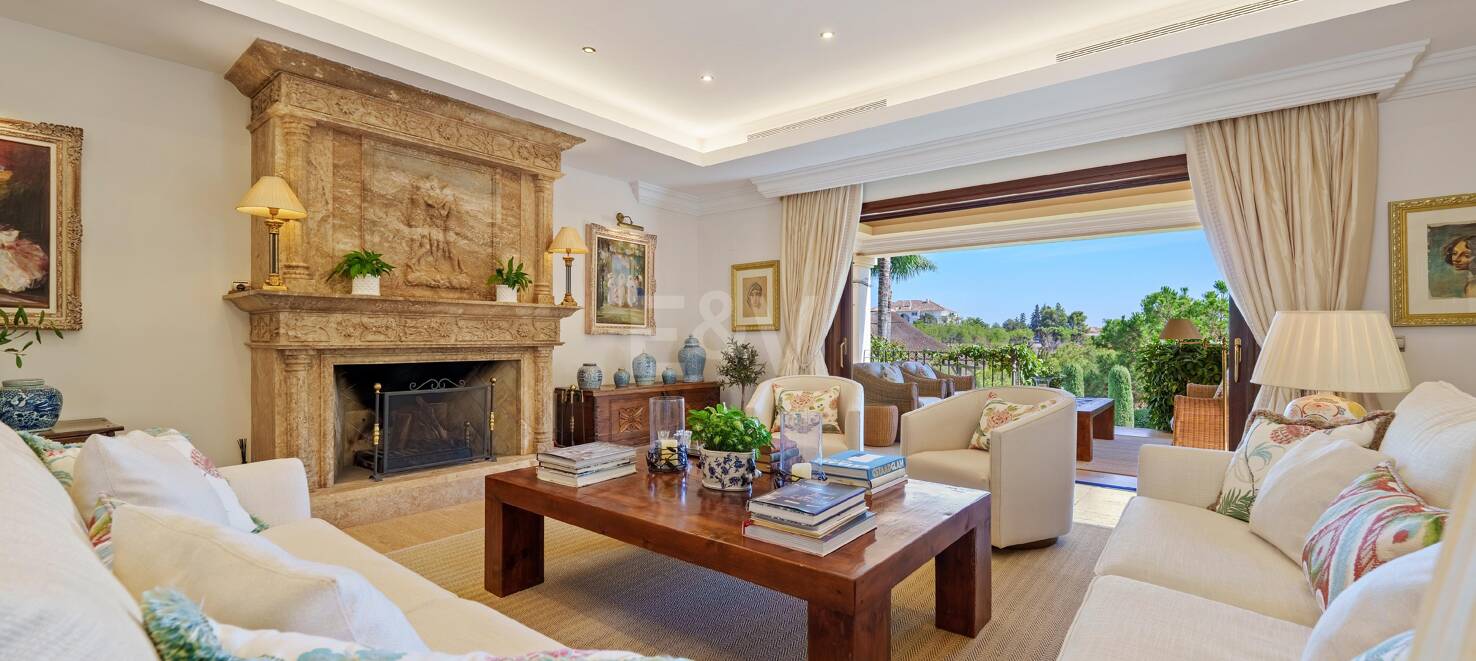 Andalusische Architektur trifft auf modernen Wohnkomfort in den Lomas del Marbella Club