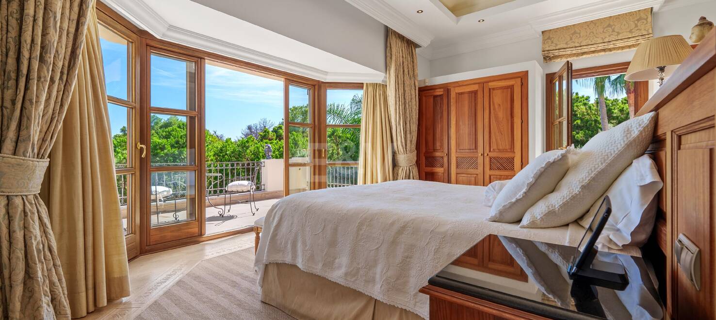 Andalusische Architektur trifft auf modernen Wohnkomfort in den Lomas del Marbella Club