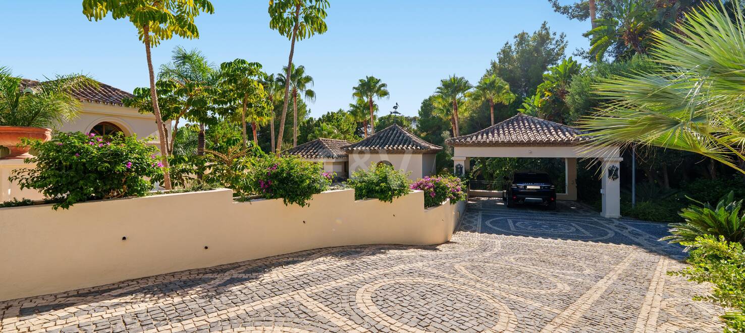 Andalusische Architektur trifft auf modernen Wohnkomfort in den Lomas del Marbella Club