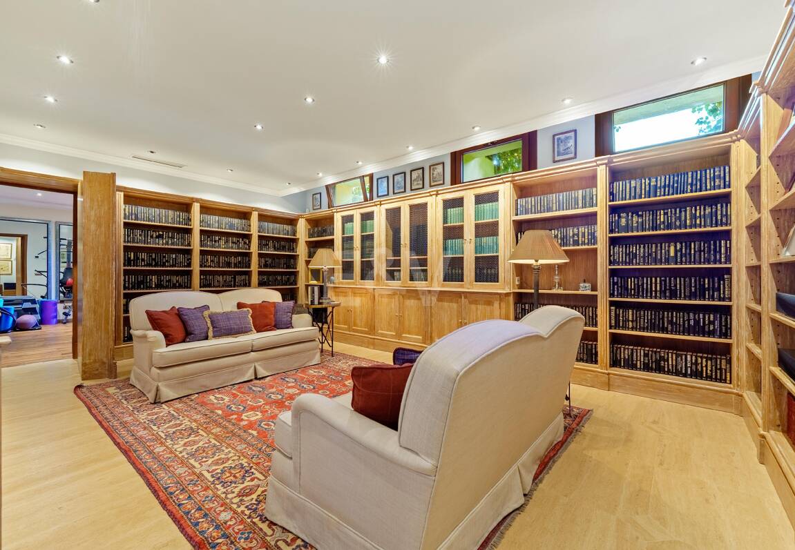 Andalusian Architecture Meets Contemporary Comfort in Lomas del Marbella Club