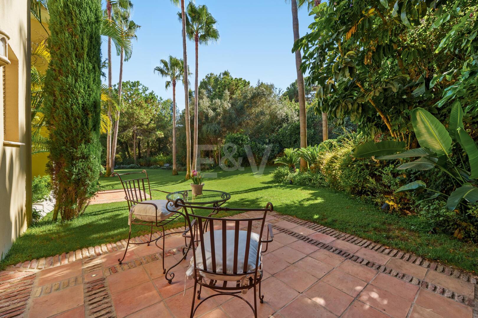 Andalusian Architecture Meets Contemporary Comfort in Lomas del Marbella Club