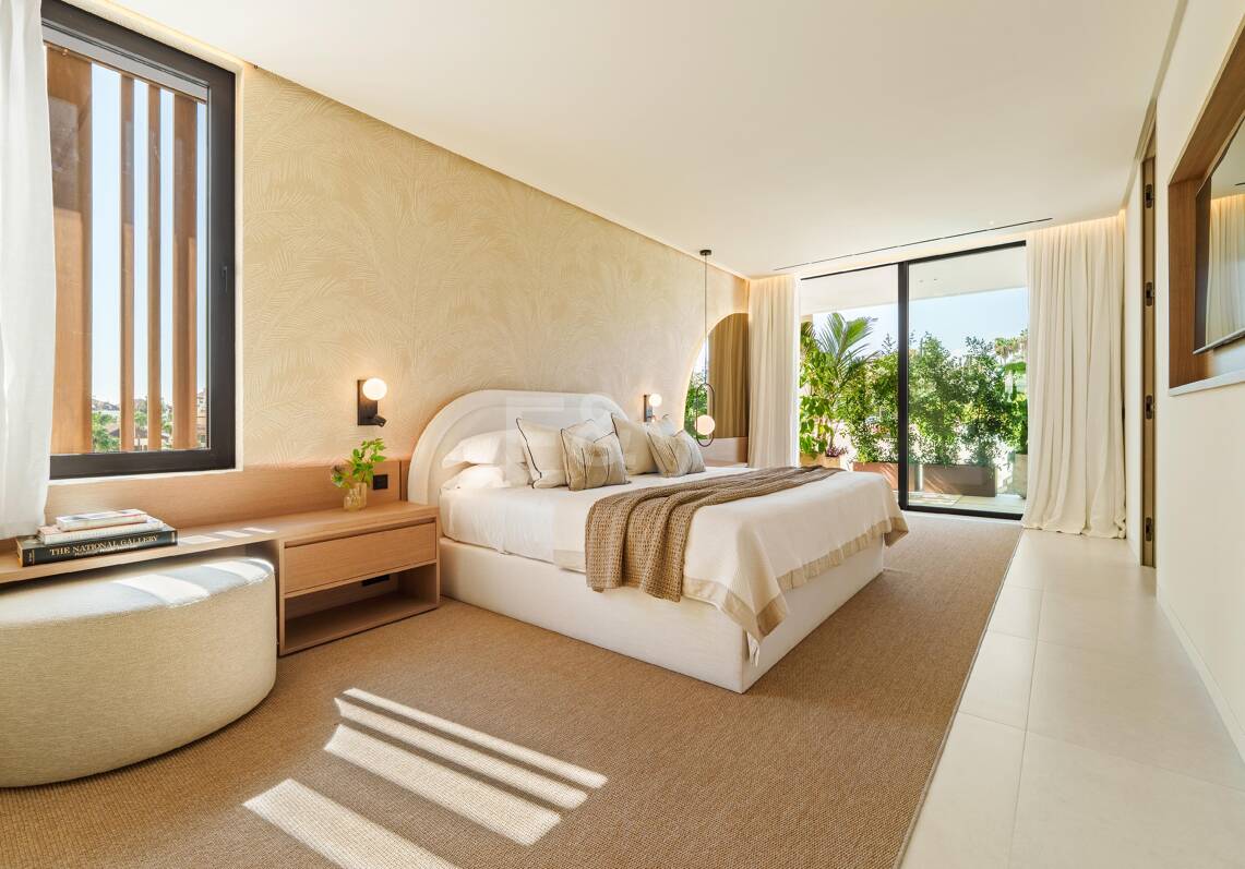 Luksusowa Villa Współczesna ze Spa i Sea- Zobacz tarasy w Lomas de Marbella Club