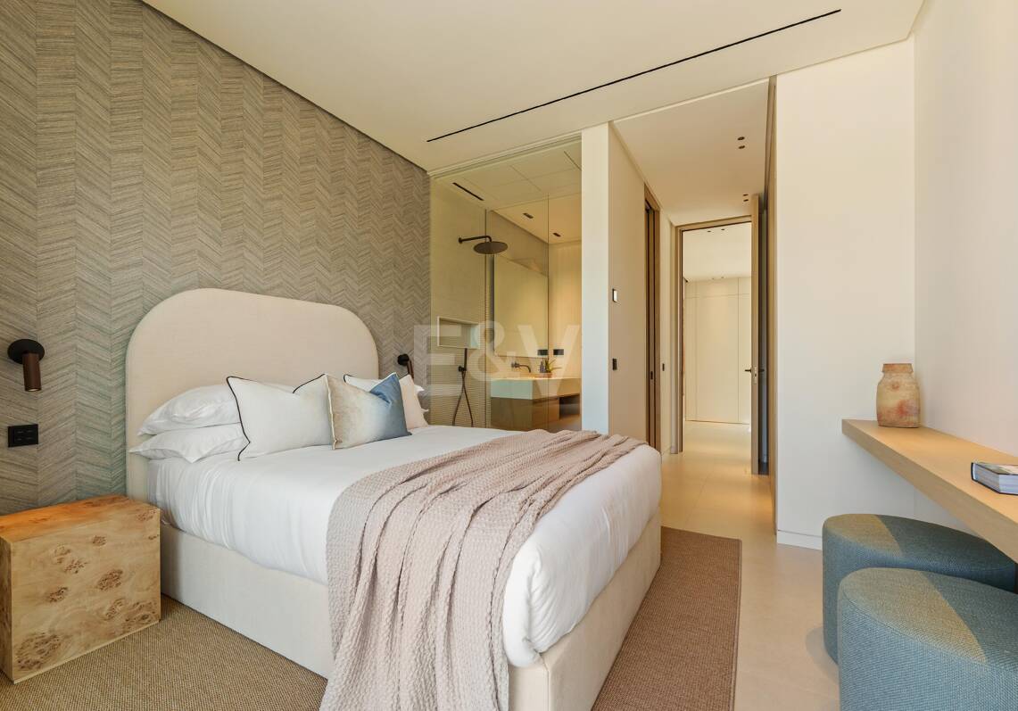 Luksusowa Villa Współczesna ze Spa i Sea- Zobacz tarasy w Lomas de Marbella Club