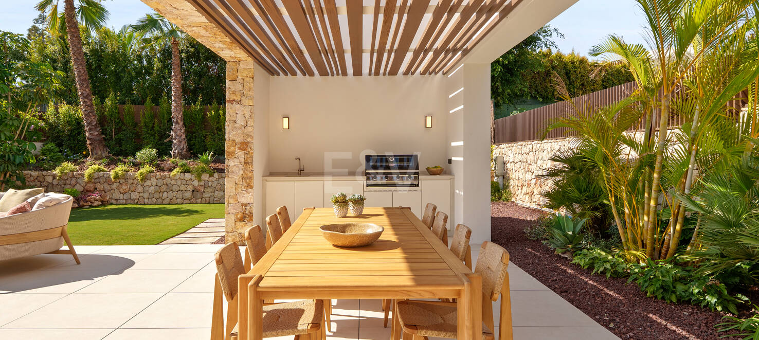 Hus i byn till salu i Las Lomas del Marbella Club, Marbella Golden Mile