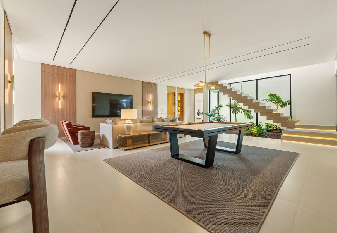 Luxury Contemporary Villa with Spa and Sea-View Terraces in Lomas de Marbella Club