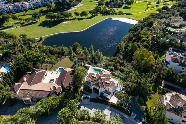 Frontline Golf Luxury with Panoramic Sea, Lake & Mountain Views in Los Arqueros