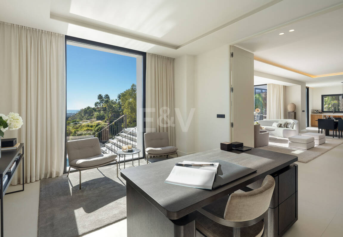 Frontline Golf Luxury with Panoramic Sea, Lake & Mountain Views in Los Arqueros