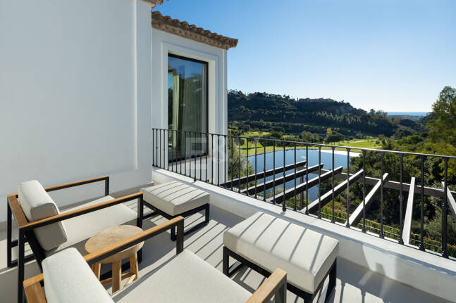 Frontline Golf Luxury with Panoramic Sea, Lake & Mountain Views in Los Arqueros