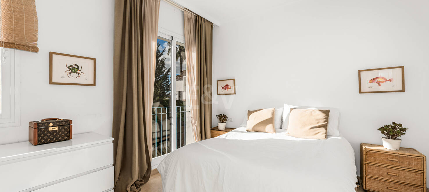 Radhus till salu i Nueva Andalucia, Marbella