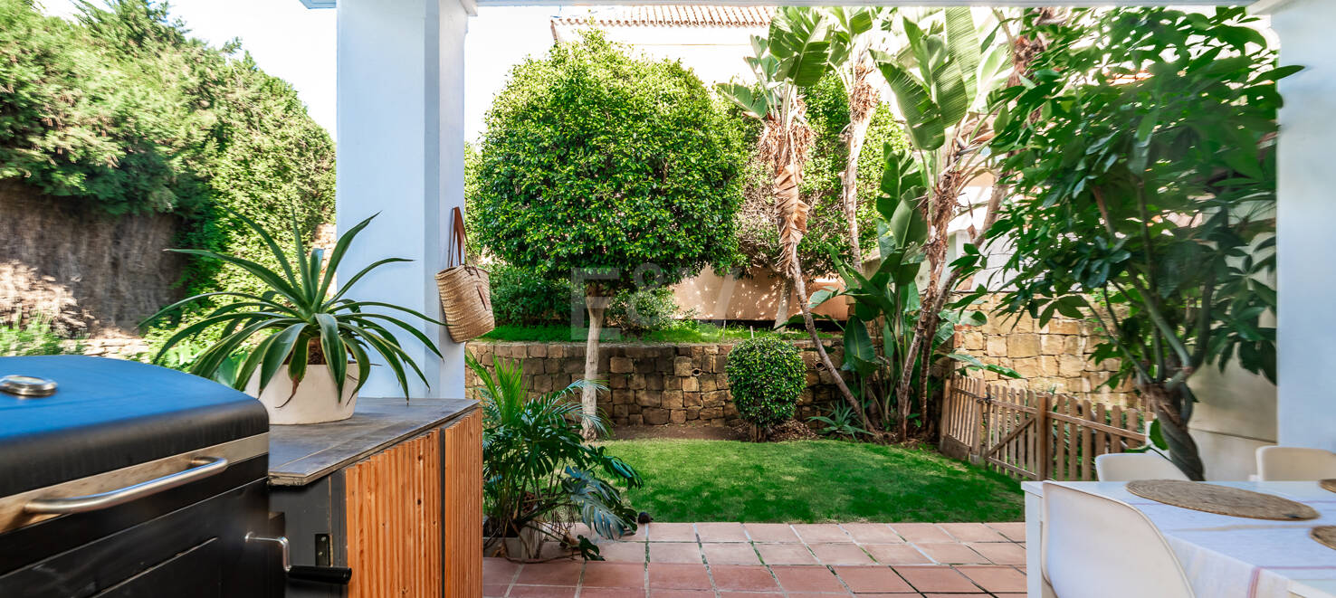 Radhus till salu i Nueva Andalucia, Marbella