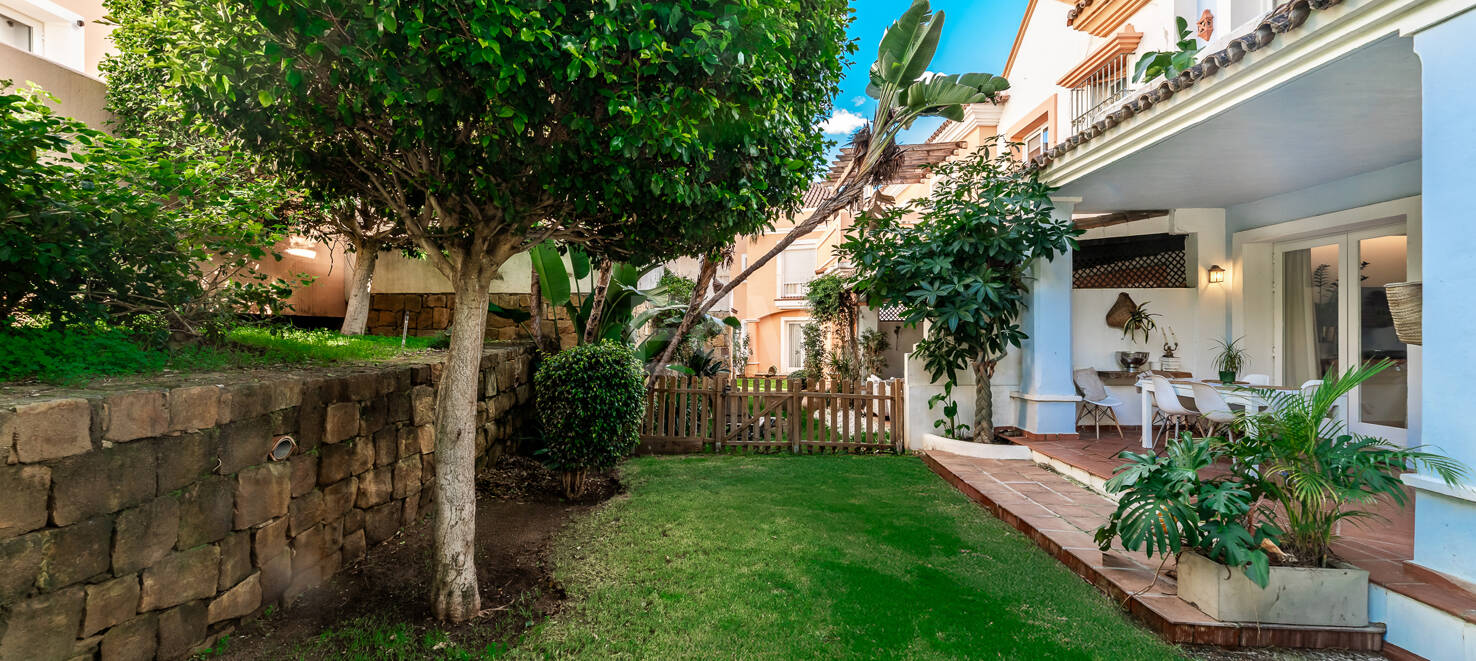 Radhus till salu i Nueva Andalucia, Marbella