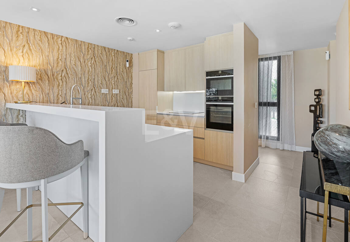 Modernes Penthouse mit Dachterrasse