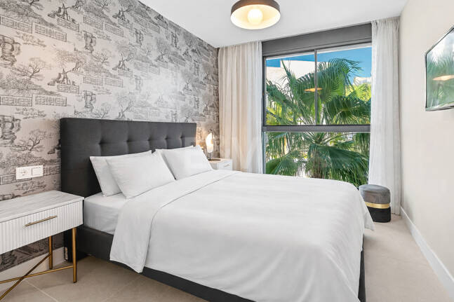 Modernes Penthouse mit Dachterrasse