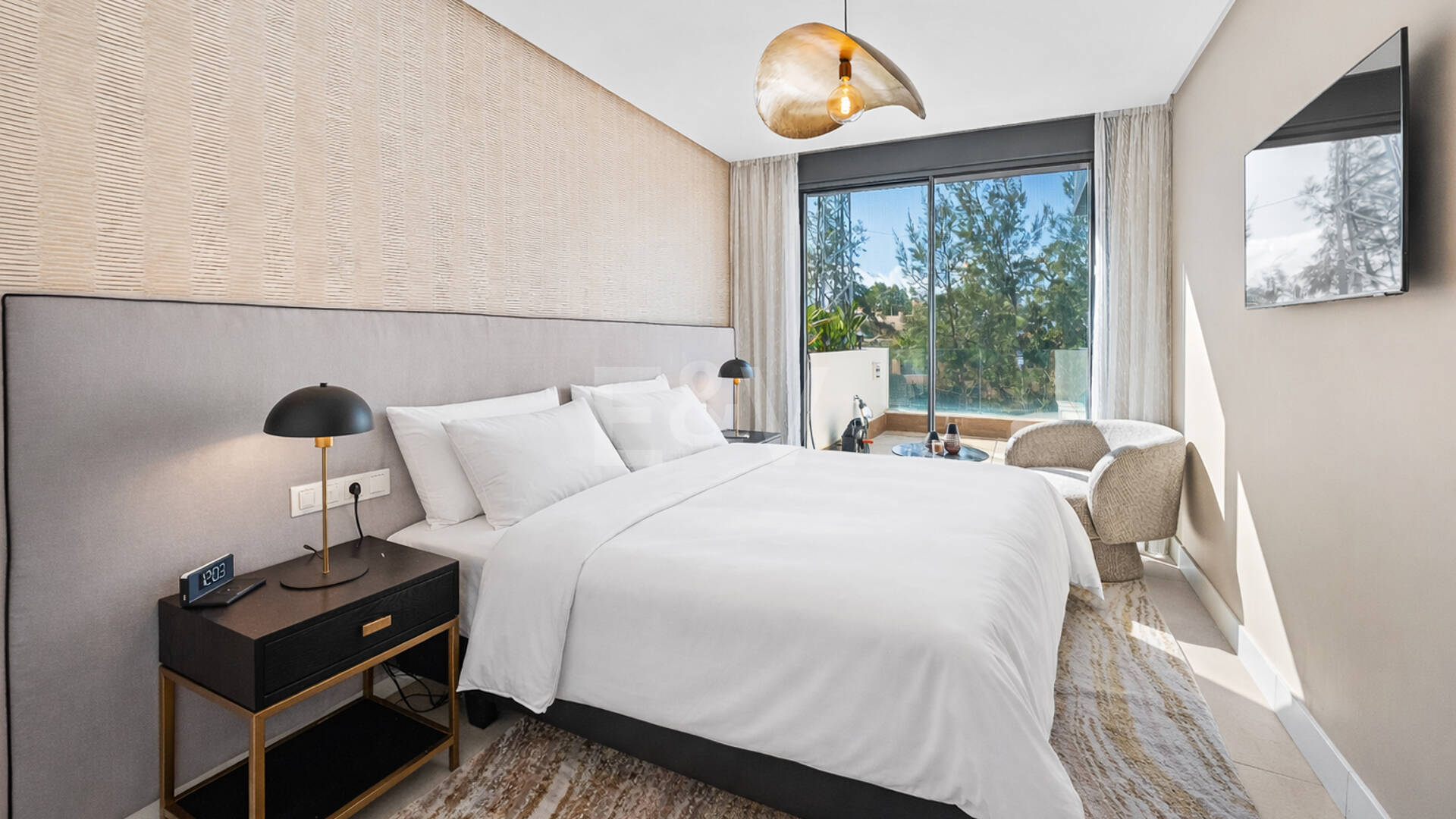 Ático moderno con terraza en la azotea