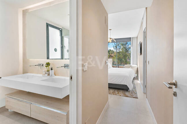 Modernes Penthouse mit Dachterrasse